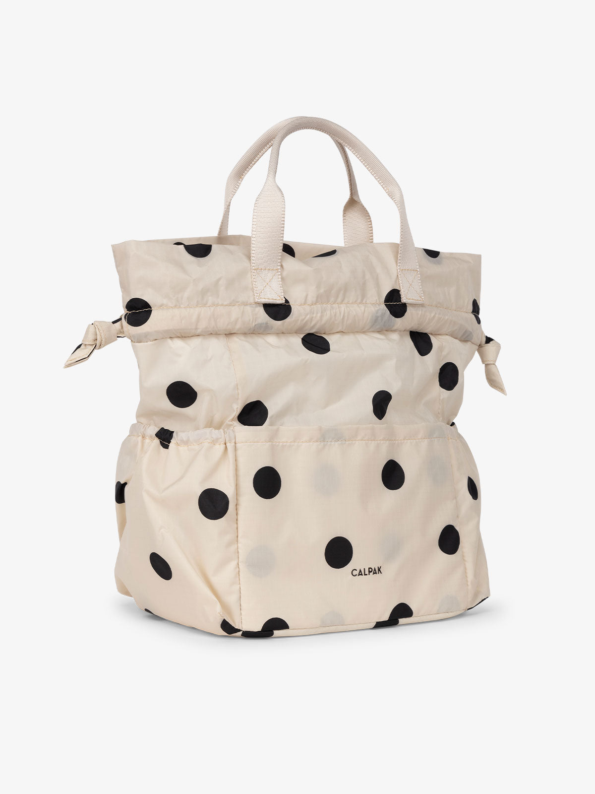 CALPAK insulated lunch bag in polka dot; ALB2001-POLKA-DOT