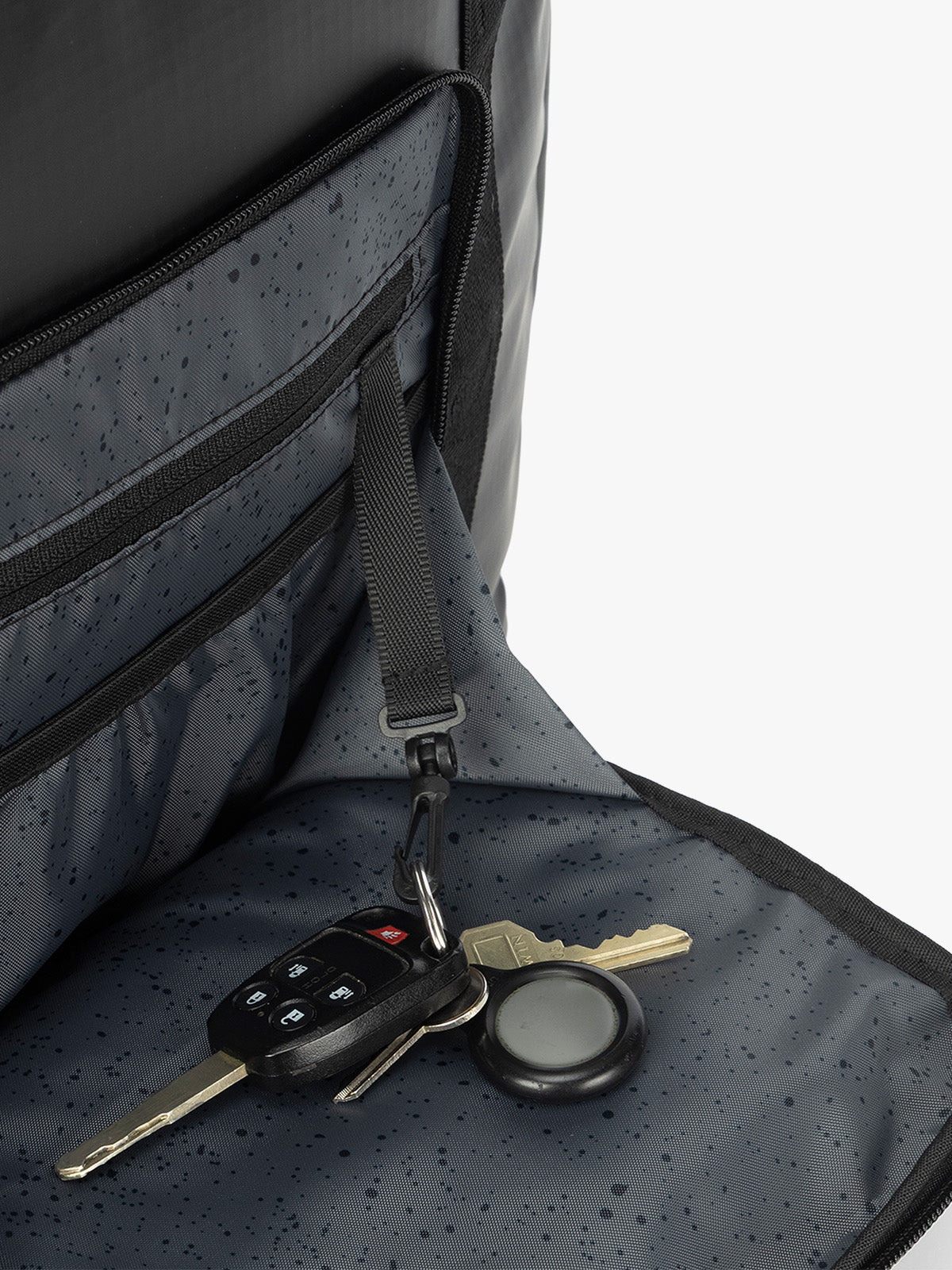 CALPAK Terra 35L Tote in black Matte Obsidian key link; TTO2401-MATTE-OBSIDIAN