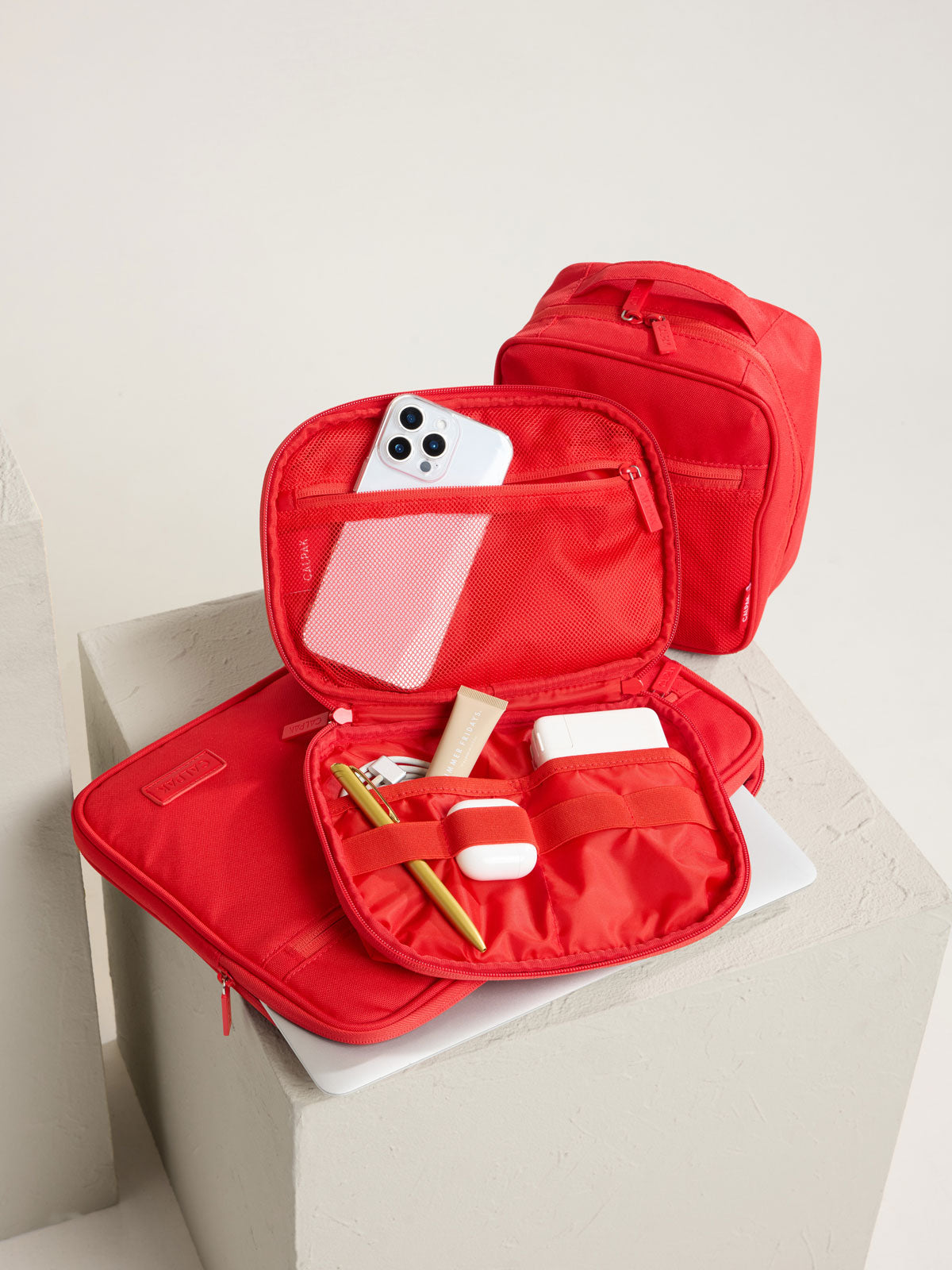 Items in CALPAK Tech Organizer in red Tomato; ATC2001-TOMATO